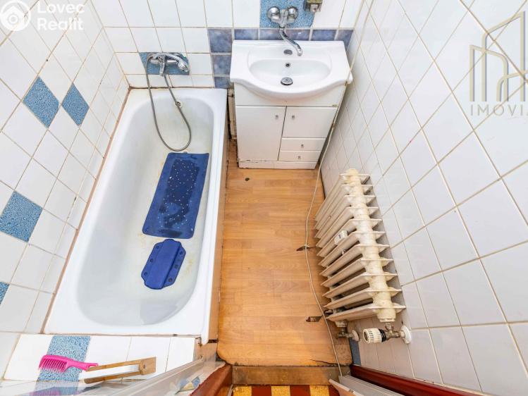 Sale apartment 2+1 Most, tř. Budovatelů 2386/26 č. 7