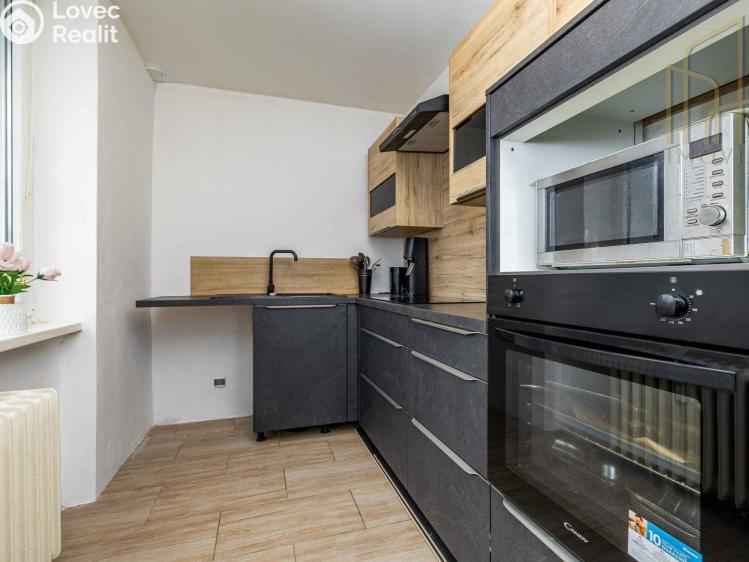 Sale apartment 2+1 Most, Mladé gardy 2729/2 č. 1