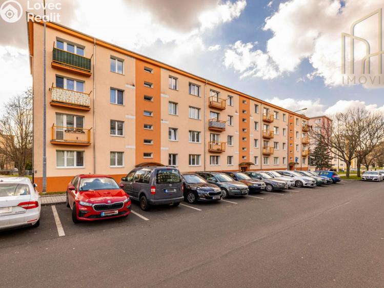 Sale apartment 2+1 Most, Mladé gardy 2729/2 č. 2