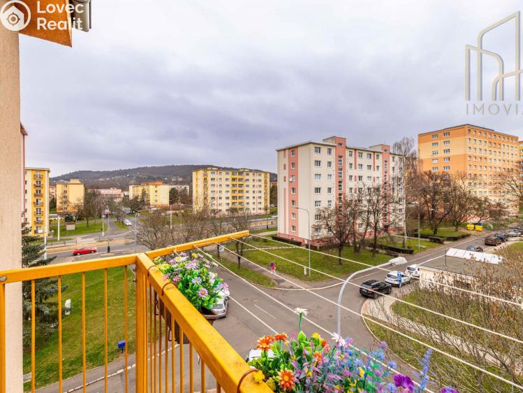 Sale apartment 2+1 Most, Mladé gardy 2729/2 č. 13