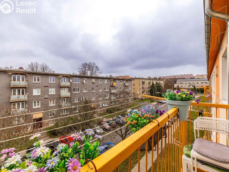 Sale apartment 2+1 Most, Mladé gardy 2729/2 č. 15