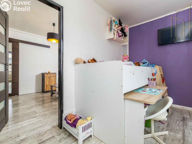 Sale apartment 2+1 Most, Mladé gardy 2729/2 č. 17