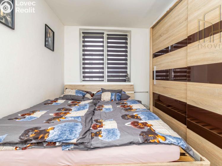 Sale apartment 2+1 Most, Mladé gardy 2729/2 č. 19