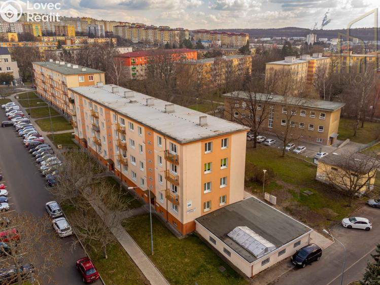 Sale apartment 2+1 Most, Mladé gardy 2729/2 č. 35