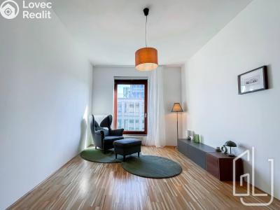 Pronájem bytu 2+KK Praha, Rohanské nábřeží č. 5