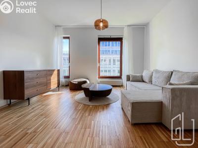 Pronájem bytu 2+KK Praha, Rohanské nábřeží č. 1