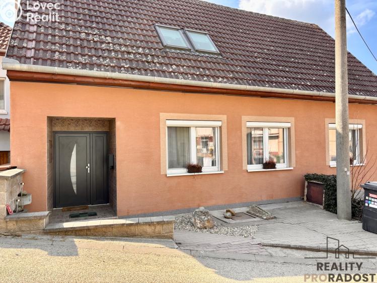 Sale family house Rousínov č. 1