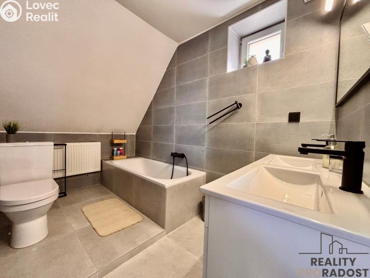 Sale family house Rousínov č. 26