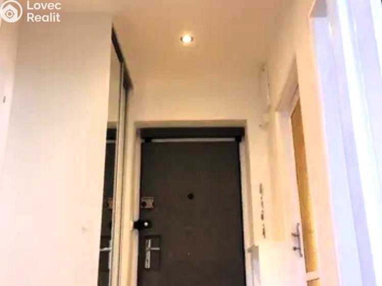 Rent apartment 2+1 Praha, Nad Ondřejovem č. 14