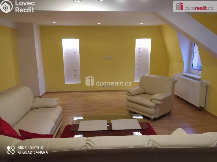 Prodej bytu 4+KK Cheb, Růžový kopeček č. 2