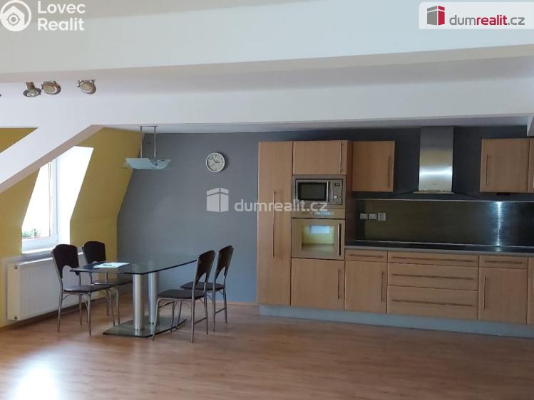 Prodej bytu 4+KK Cheb, Růžový kopeček č. 4