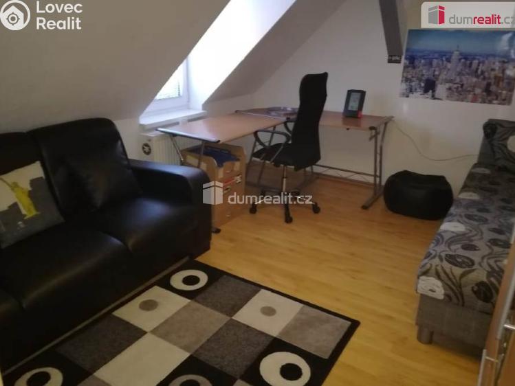 Prodej bytu 4+KK Cheb, Růžový kopeček č. 13