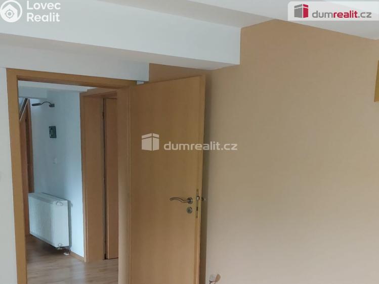 Prodej bytu 4+KK Cheb, Růžový kopeček č. 15