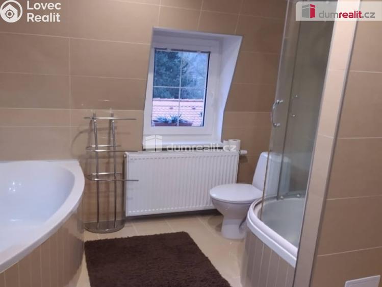 Prodej bytu 4+KK Cheb, Růžový kopeček č. 21