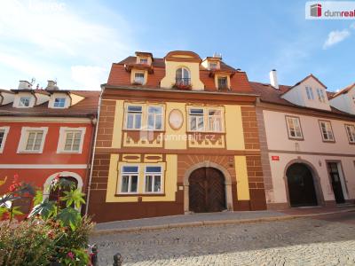 Prodej bytu 4+KK Cheb, Růžový kopeček č. 1