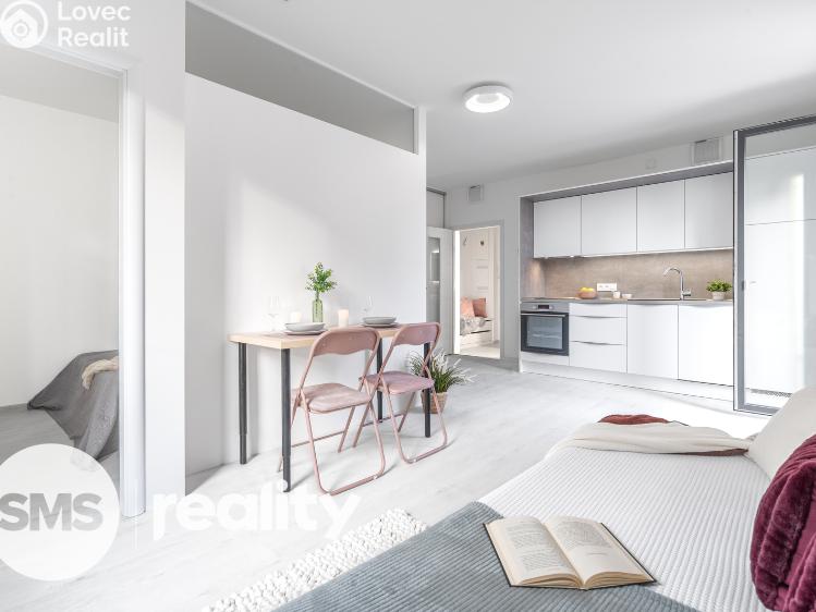 Prodej bytu 2+KK Odolena Voda, Pod Sokolákem 709 č. 1