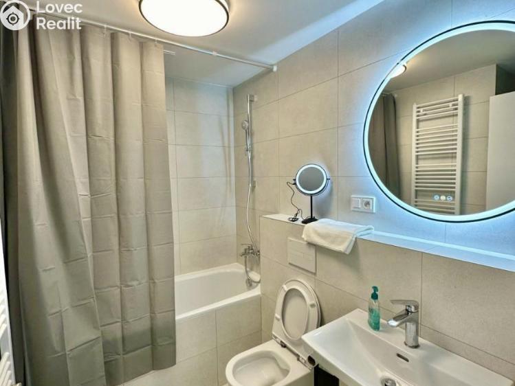 Rent apartment 2+KK Praha, Sokolova 720/7 č. 3