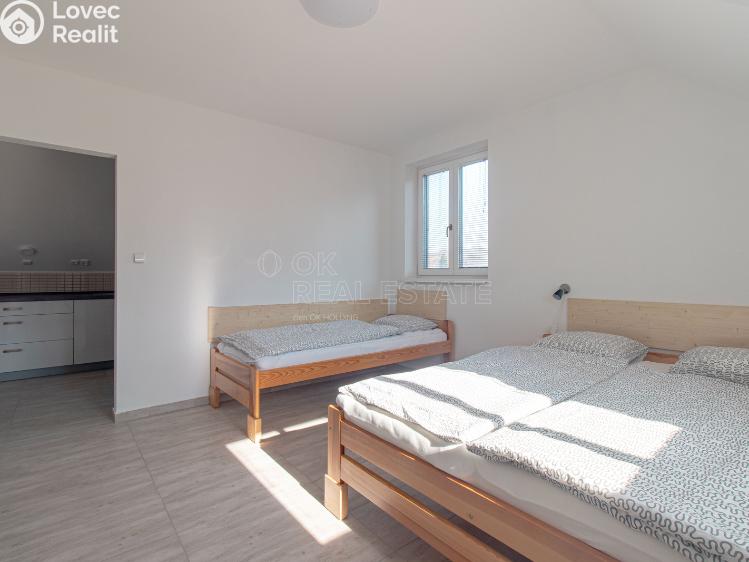 Prodej ubytovacího zařízení Horní Stropnice č. 42