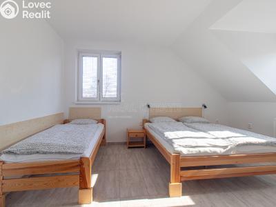 Продаж готелі Horní Stropnice č. 43
