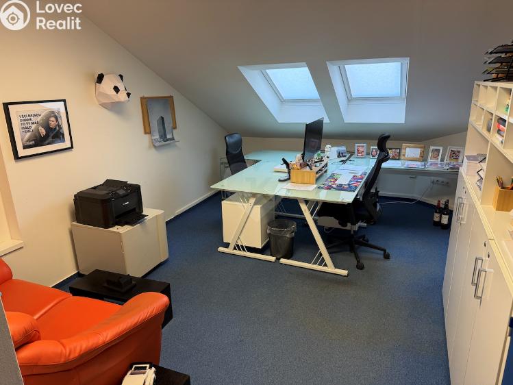 Pronájem kanceláře Praha, Komunardů č. 2