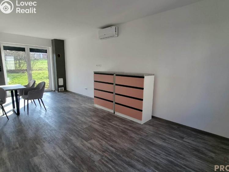 Оренда сімейного будинку Znojmo č. 4