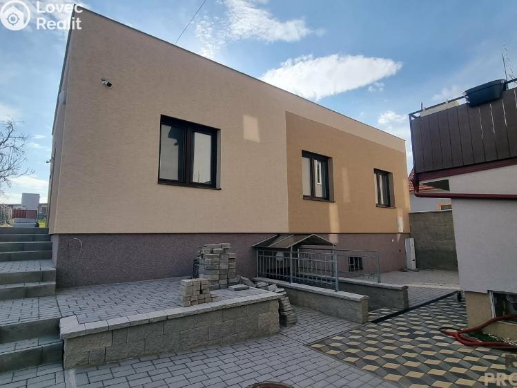 Оренда сімейного будинку Znojmo č. 1