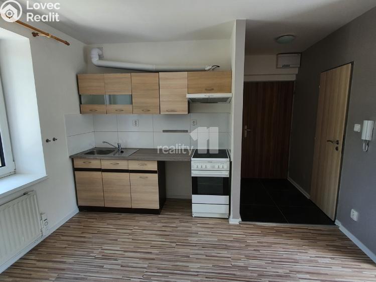 Prodej bytu 2+KK Praha 9, Českobrodská č. 40