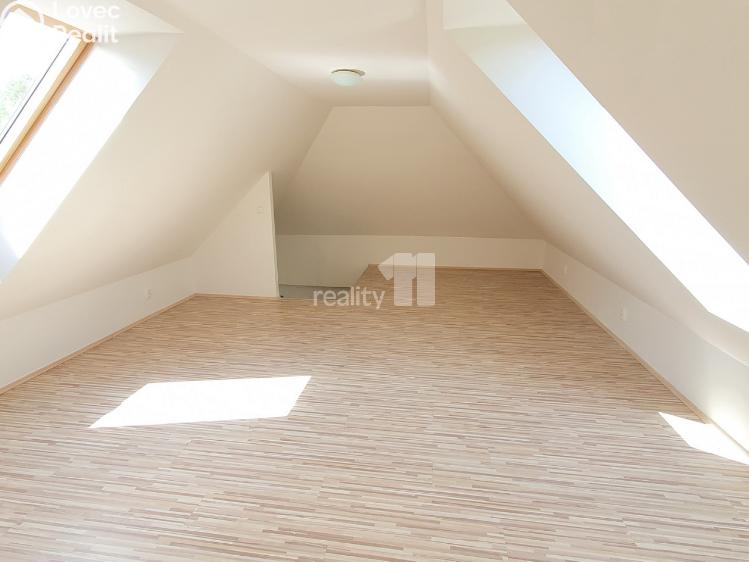 Prodej bytu 2+KK Praha 9, Českobrodská č. 23