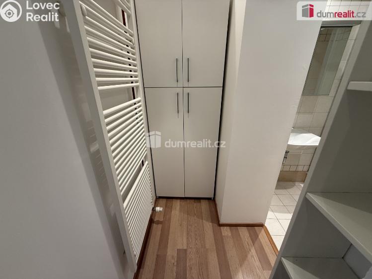 Pronájem bytu 2+1 Praha 5, U Nikolajky č. 6