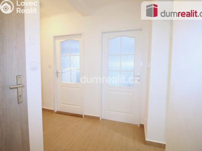 Rent apartment 2+1 Praha 16, Plánická č. 6