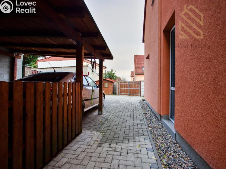 Prodej rodinného domu Zlonín, Modřínová č. 28