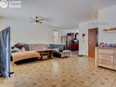 Prodej rodinného domu Zlonín, Modřínová č. 5