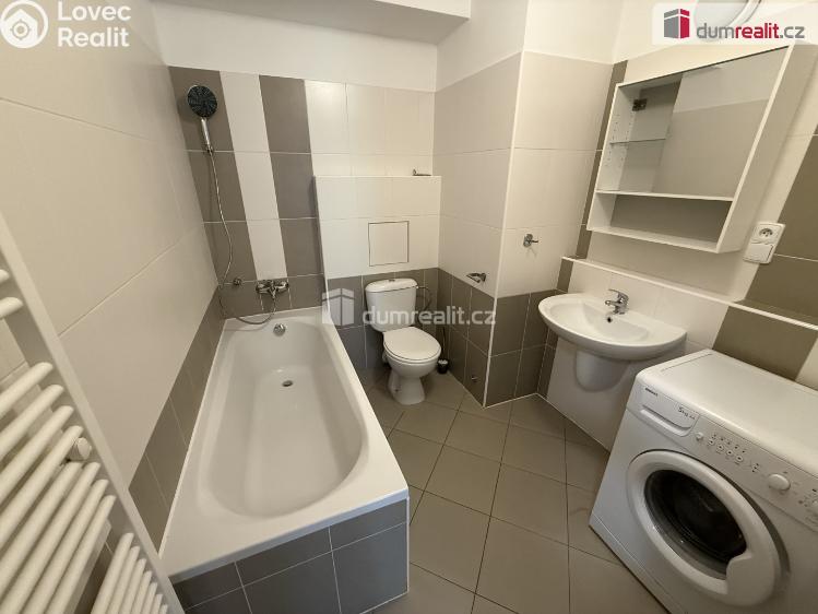 Rent apartment 2+KK Praha 13, Přeučilova č. 9