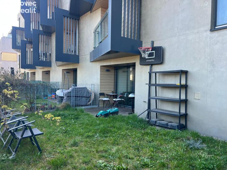 Pronájem bytu 2+KK Praha, Smrčkova 2512/25 č. 12