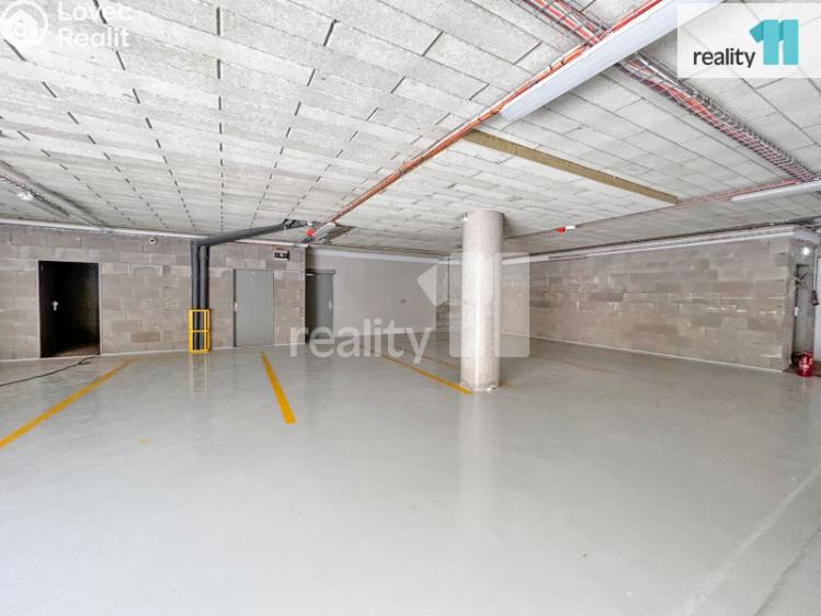 Pronájem garáže Liberec, Papírová č. 1