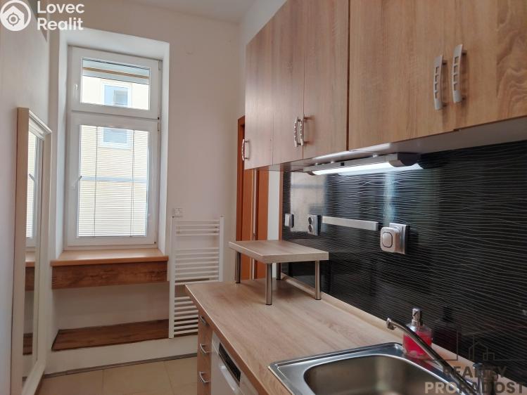 Pronájem bytu 2+1 Znojmo, Jarošova č. 6