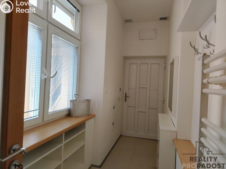 Pronájem bytu 2+1 Znojmo, Jarošova č. 8