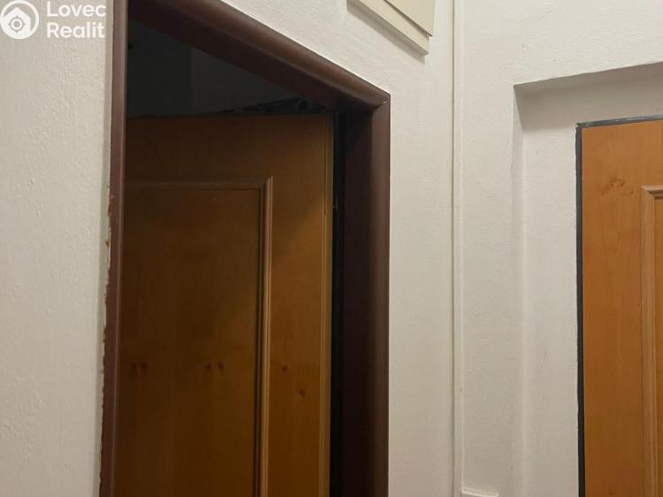 Rent apartment 2+KK Praha, U Santošky 933/20 č. 5