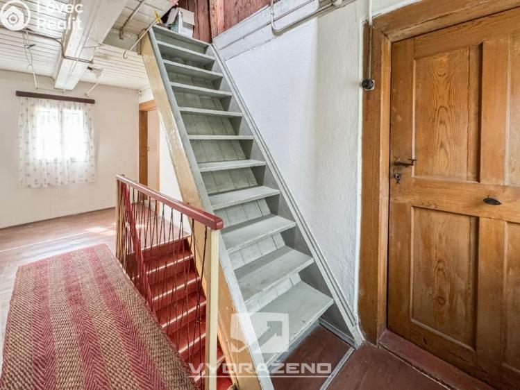 Prodej rodinného domu Petrovice č. 13