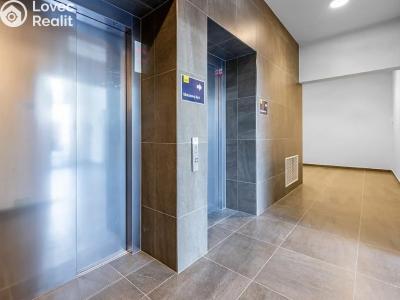 Pronájem bytu 1+KK Praha, Poděbradská č. 3