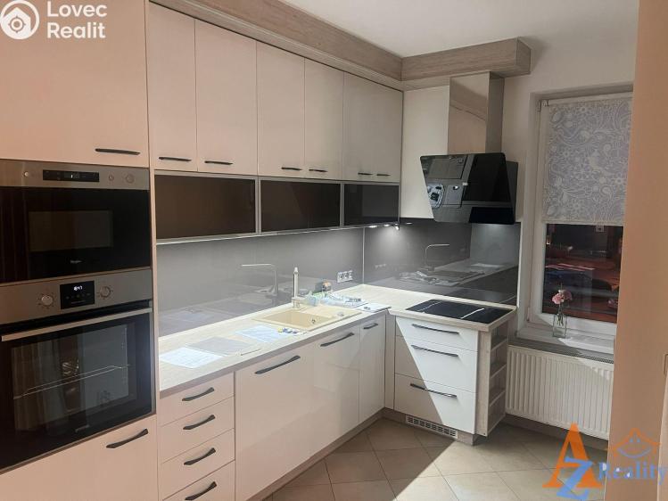 Pronájem bytu 2+KK Praha, Pavla Beneše 750/10 č. 9