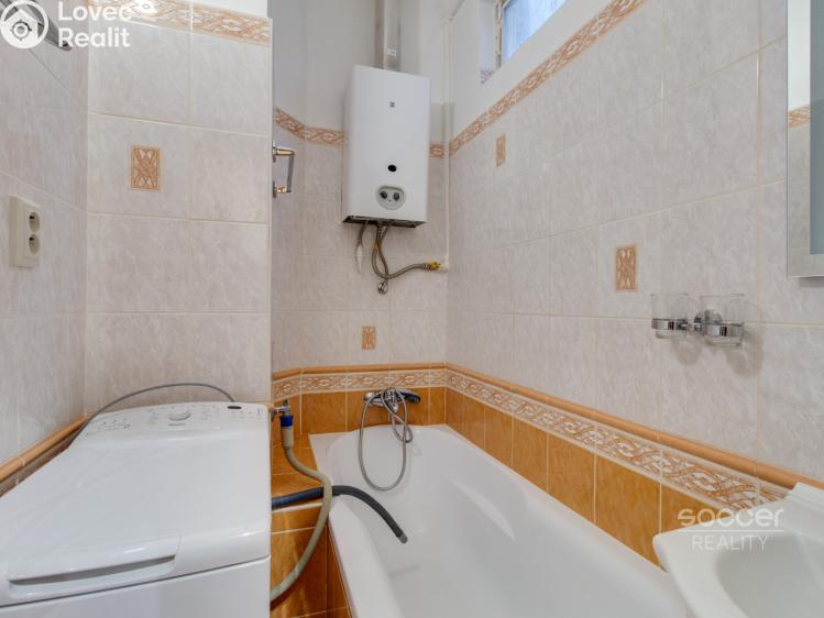 Rent apartment 2+KK Praha, Jagellonská č. 9