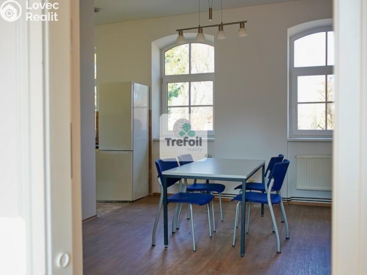 Pronájem rodinného domu Praha, Staré náměstí č. 8