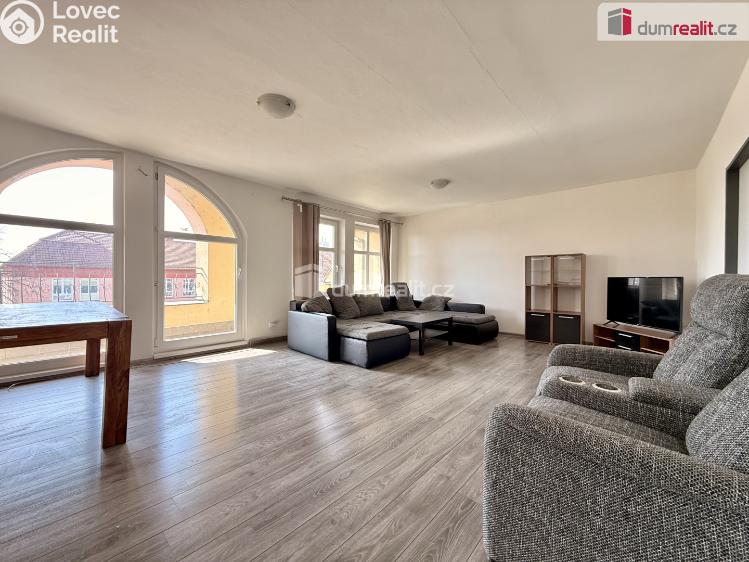 Pronájem bytu 3+1 Vracov, náměstí Míru č. 2