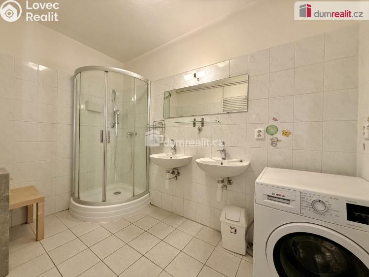 Pronájem bytu 3+1 Vracov, náměstí Míru č. 4