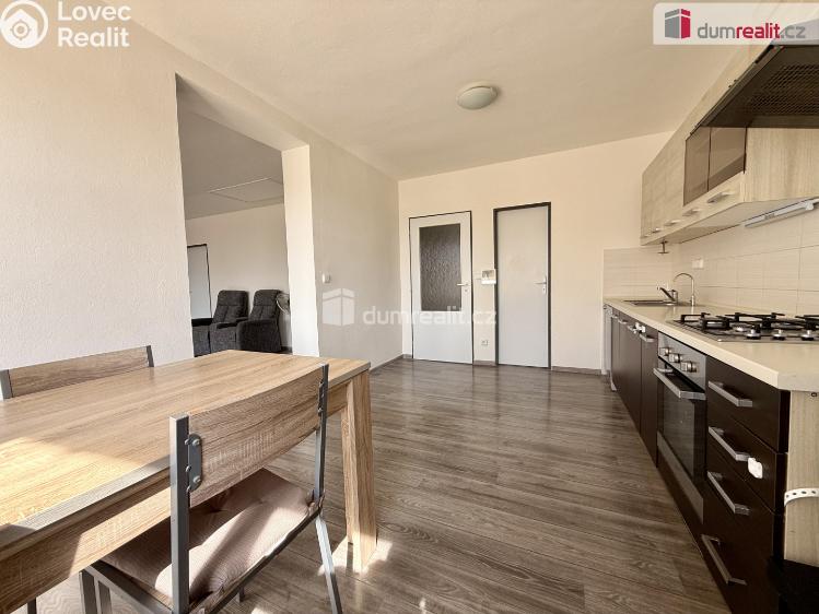 Pronájem bytu 3+1 Vracov, náměstí Míru č. 7