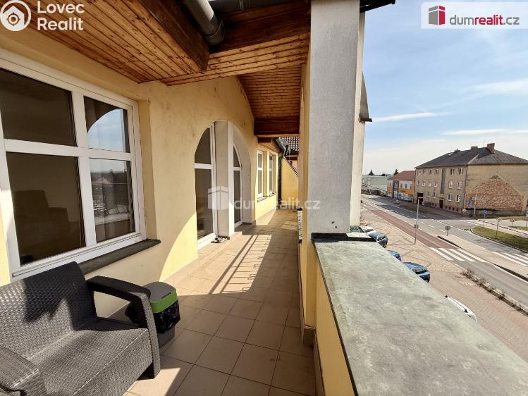 Pronájem bytu 3+1 Vracov, náměstí Míru č. 14