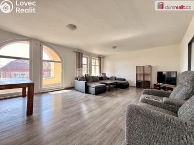 Pronájem bytu 3+1 Vracov, náměstí Míru č. 2