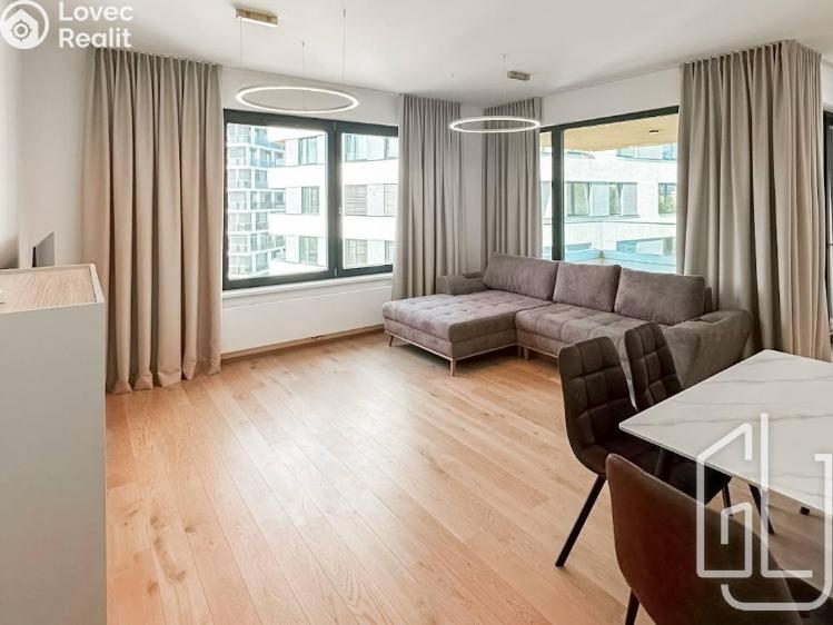 Pronájem bytu 2+KK Praha, Sokolova 720/5 č. 6