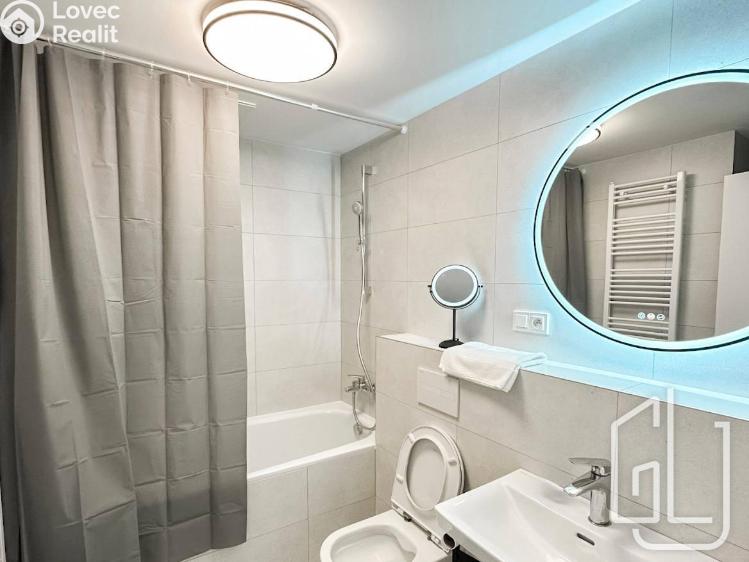 Pronájem bytu 2+KK Praha, Sokolova 720/5 č. 7